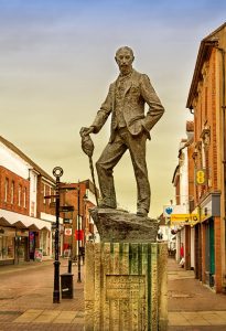 AE Housman Biography