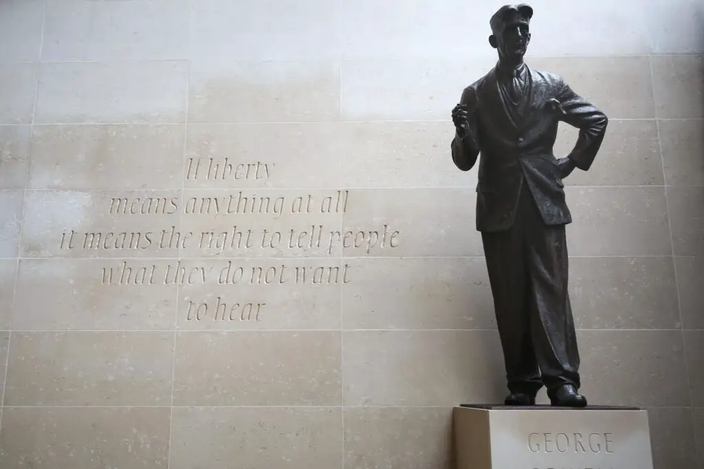 Statue of George Orwell