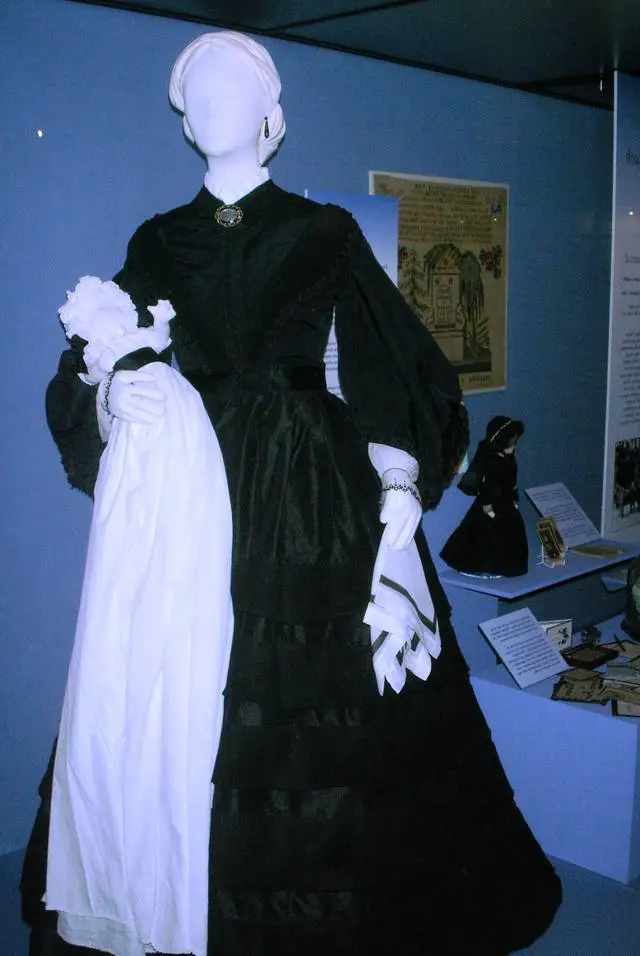 edwardian era mourning dress