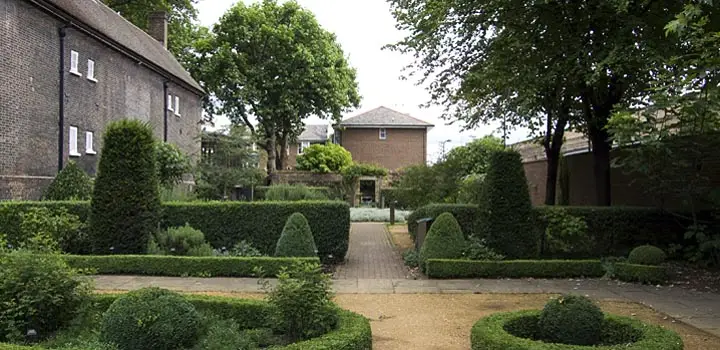 A Georgian Era garden inspired from French Style