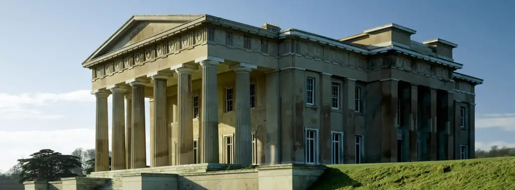 Symmetry in Georgian Era Buildings 