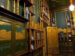 Victorian Aesthetic movement interior