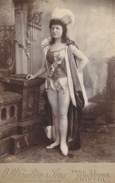 victorian circus performers costumes